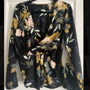 MISSGUIDED Beautiful Floral Top